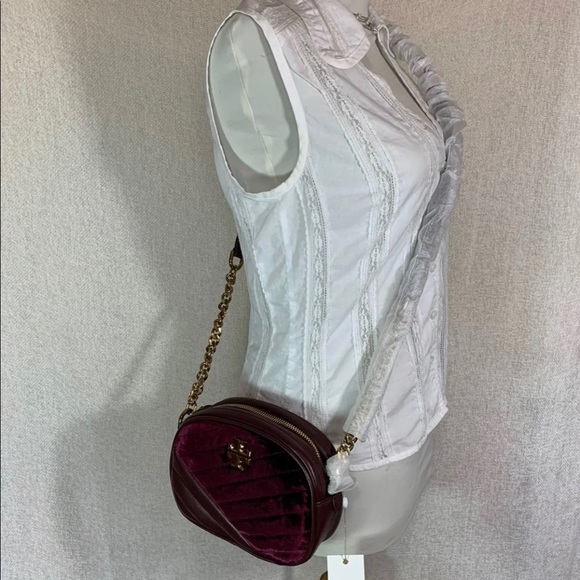 Brand new Tory Burch Kira bag 🔥👌🏼 - Picture 10 of 13